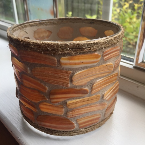 Handmade seashell mosaic bowl - Picture 2 of 8